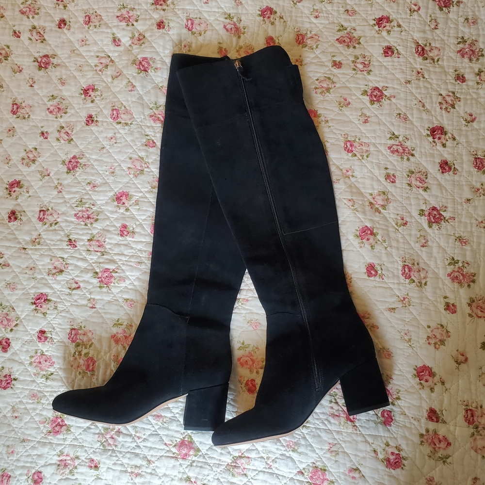 Elegant Black Knee-High Women's Boots
